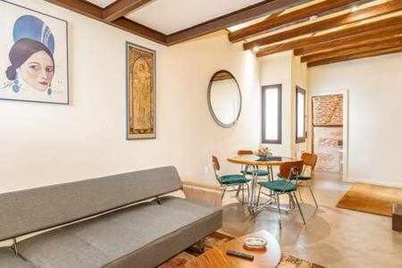 Peaceful Y Beautiful Apt In La Latina Appartement Madrid Buitenkant foto